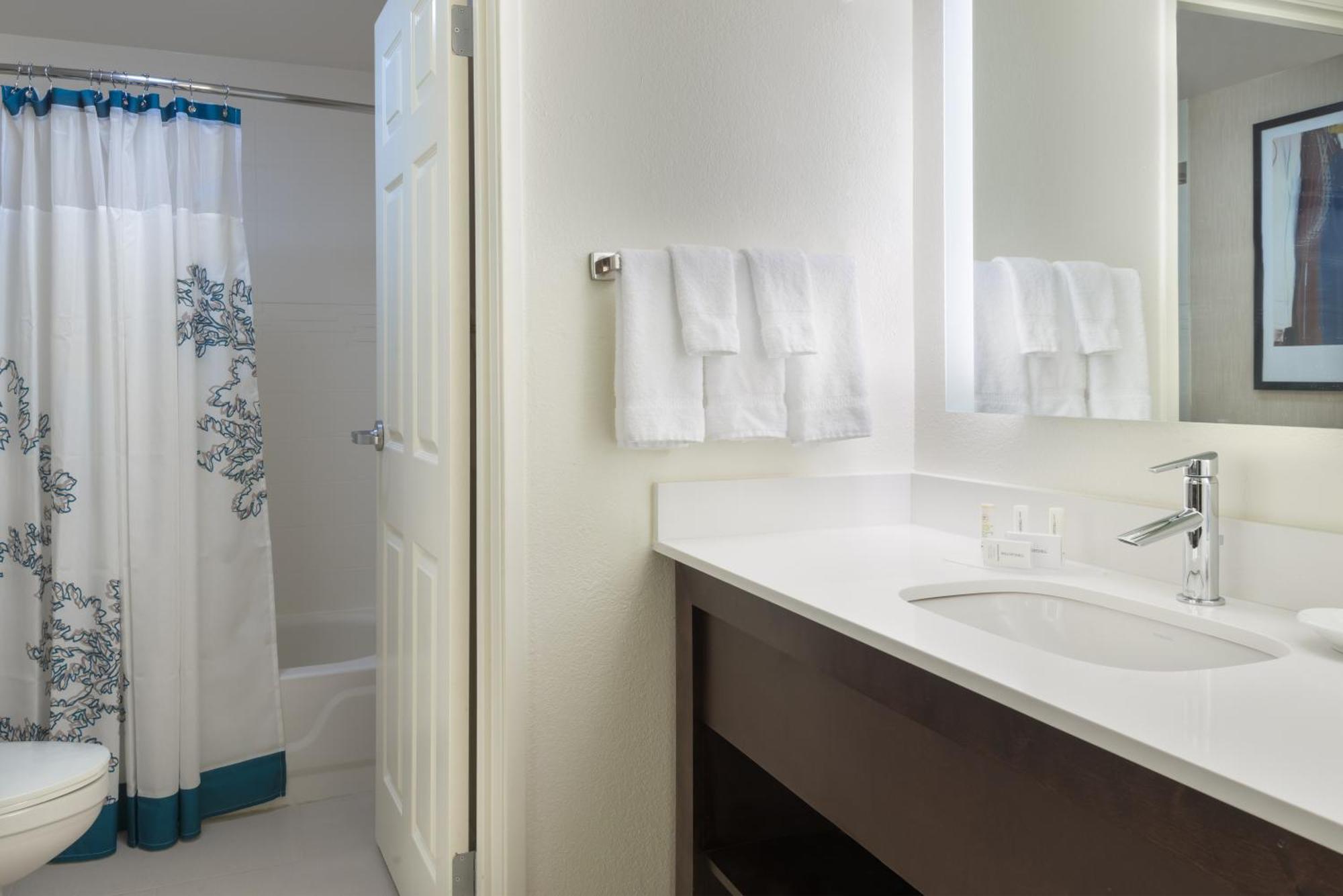 Residence Inn Savannah Midtown מראה חיצוני תמונה