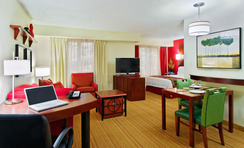 Residence Inn Savannah Midtown מראה חיצוני תמונה