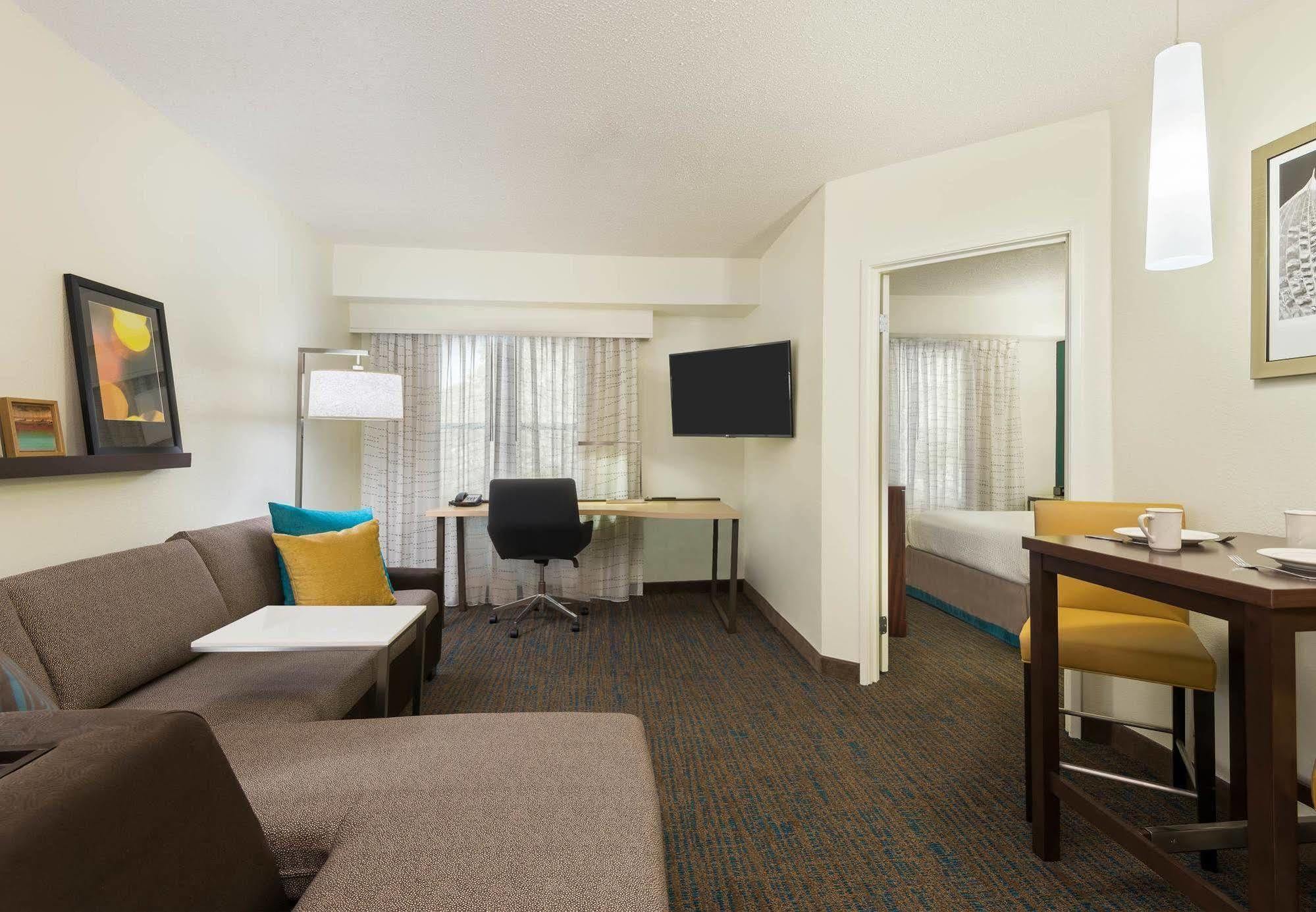 Residence Inn Savannah Midtown מראה חיצוני תמונה